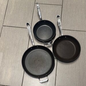 All clad Non-Stick Black Frying Pan Set